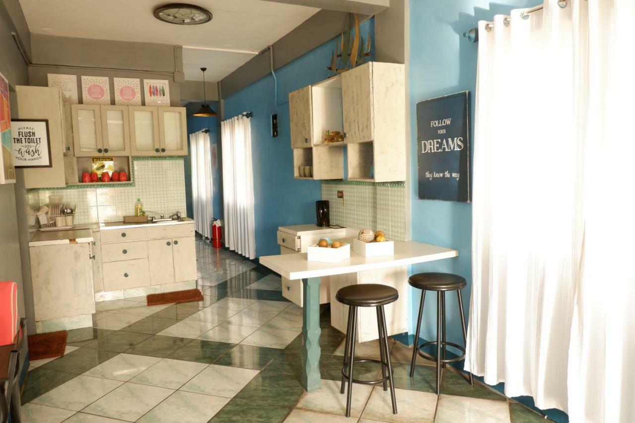 Tagaytay Modern Guesthouse - City Center Tagaytay City Zewnętrze zdjęcie